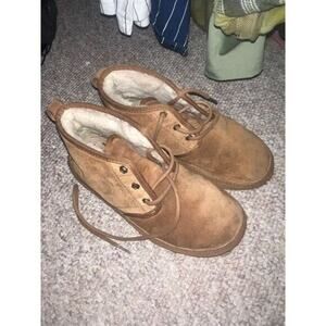 Ugg Neumel suede boots size 6‎
